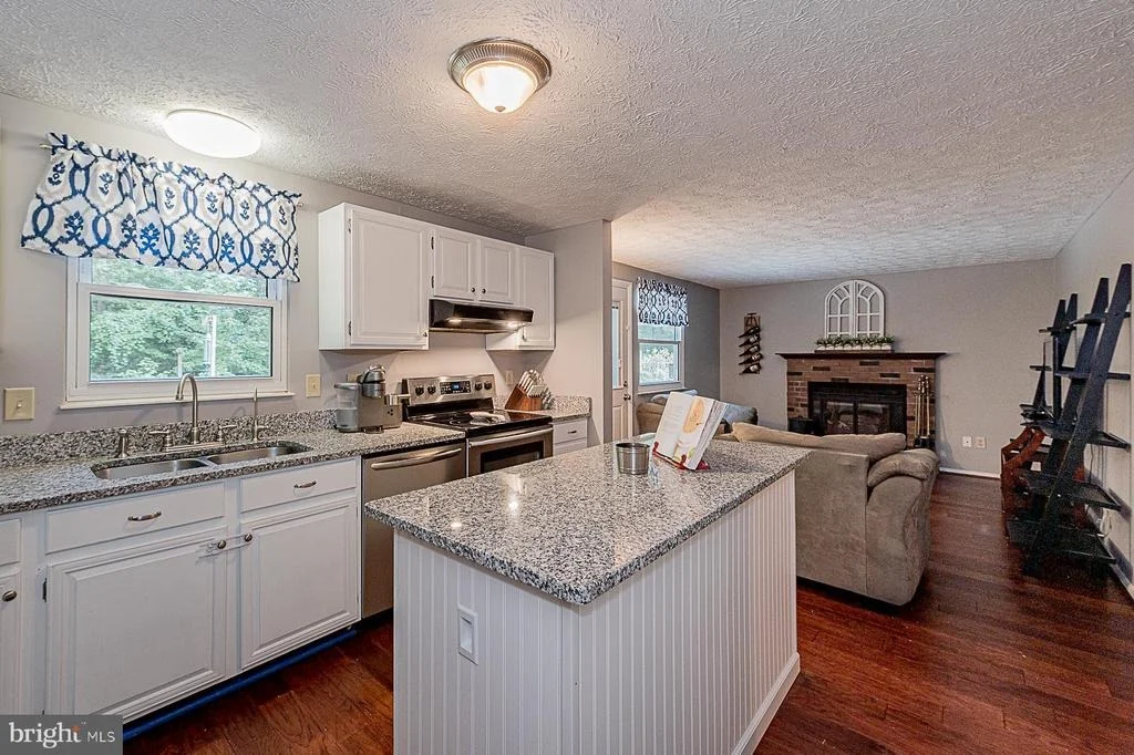 Photo of 7727 PINYON ROAD