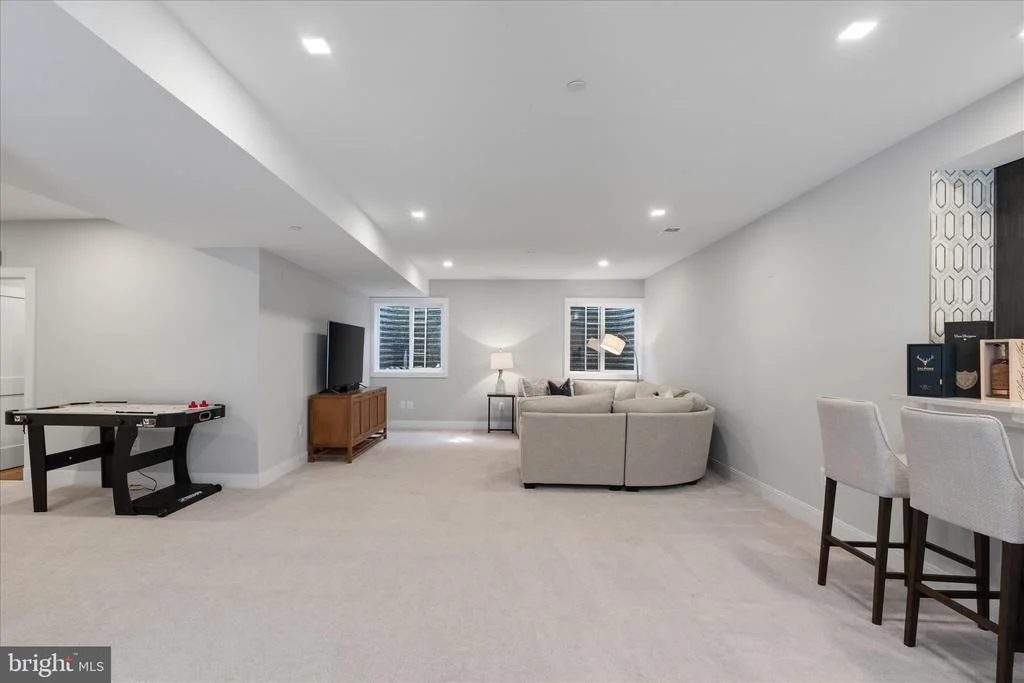 Photo of 3307 CUMMINGS LANE