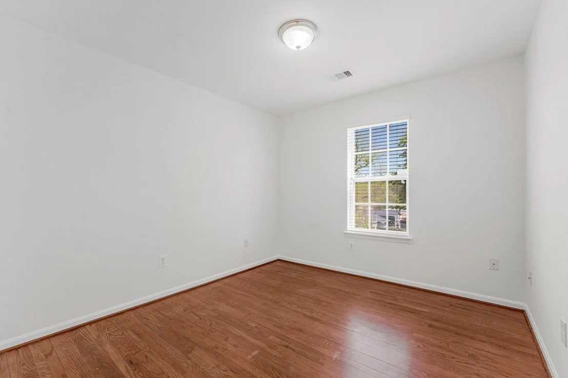 Photo of 3683 BLENHEIM BOULEVARD
