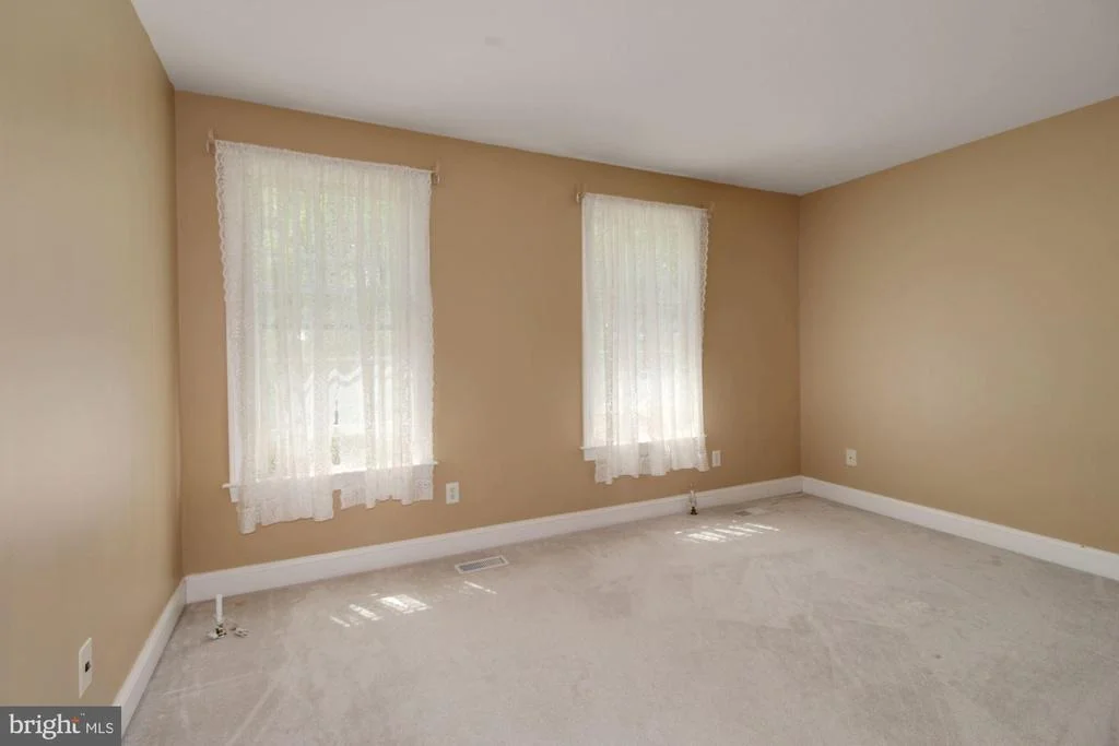 Photo of 1105 THOMPSON WAY