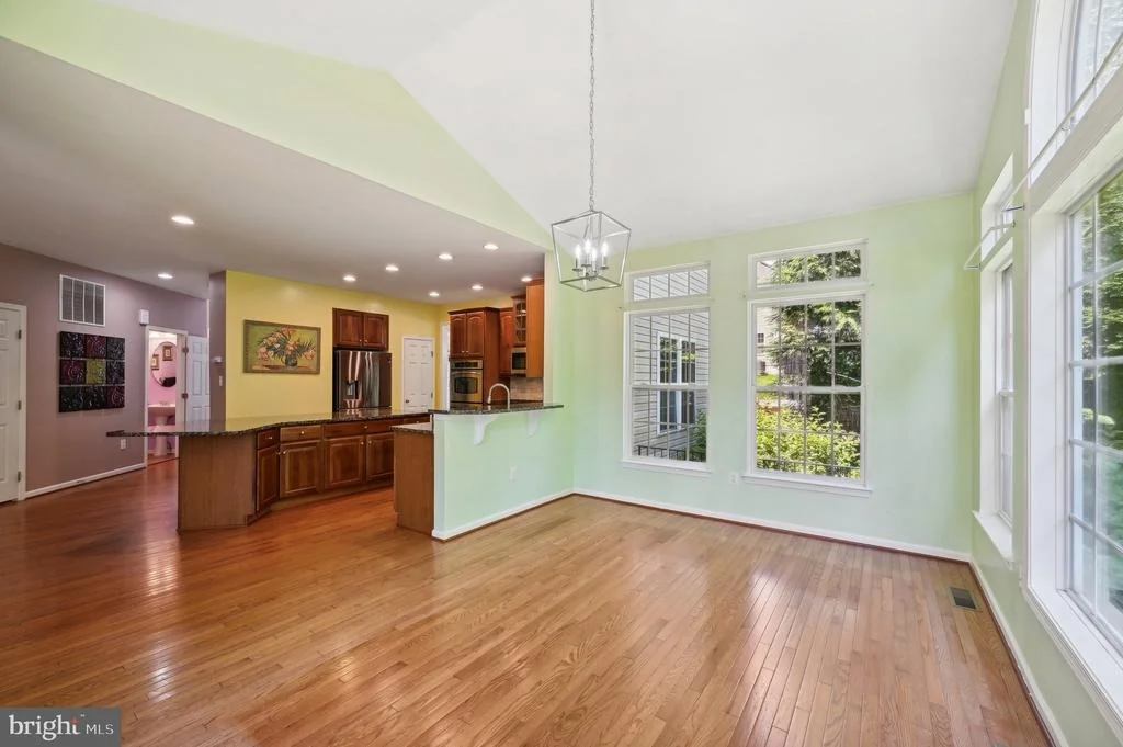 Photo of 2132 CHESTNUT LANE