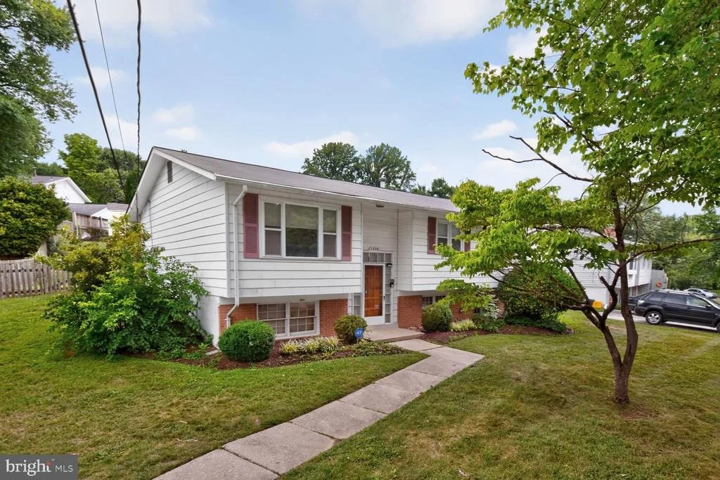 Photo of 1326 GRESHAM ROAD
