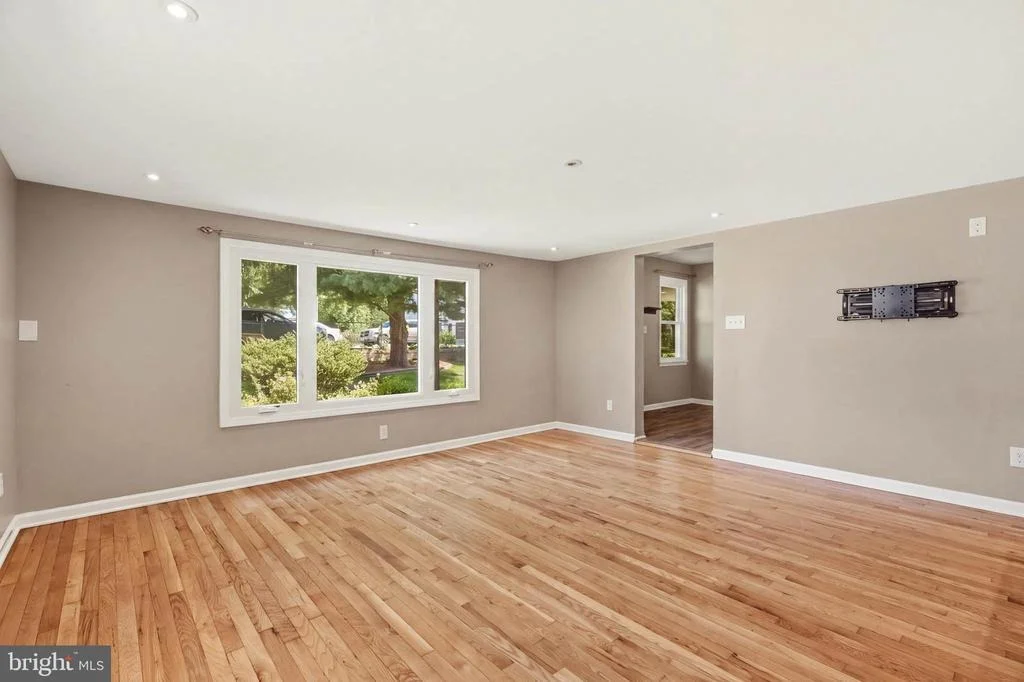 Photo of 6713 BOXWOOD DRIVE
