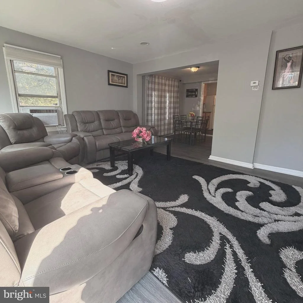 Photo of 1021 BOOKER DRIVE