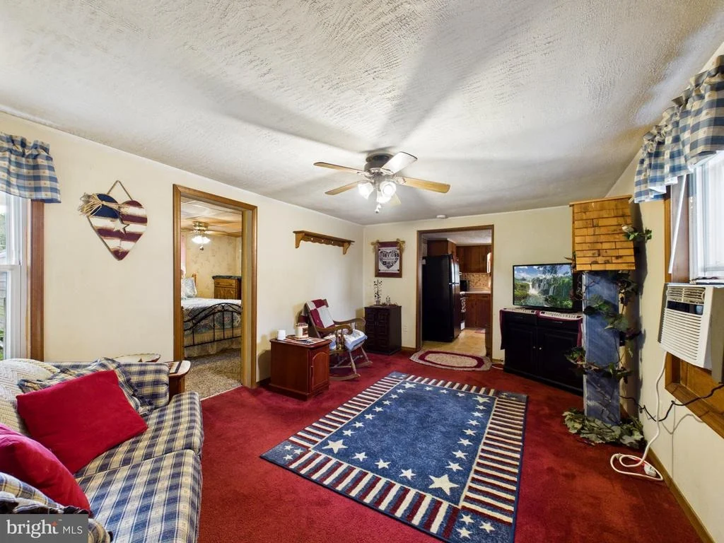 Photo of 18395 MCCOLLEYS CHAPEL ROAD