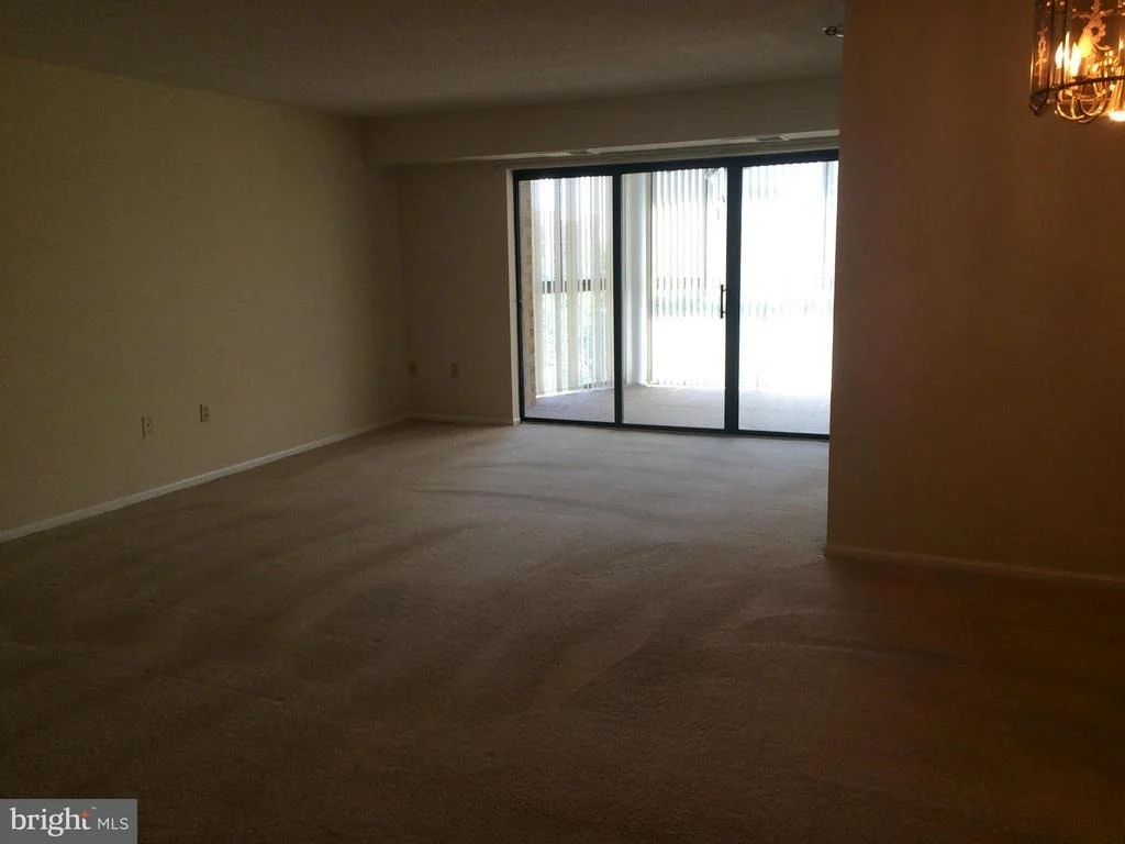 Photo of Unit 2809 at 15107 INTERLACHEN DRIVE