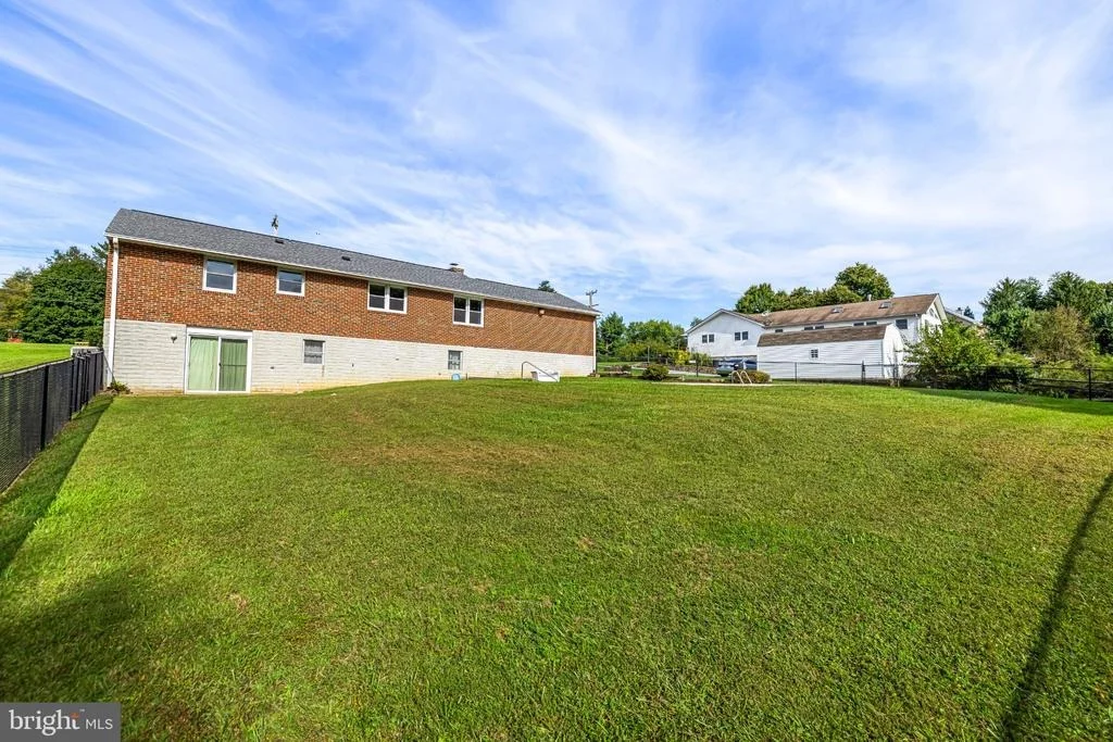 Photo of 12721 MANOR ROAD