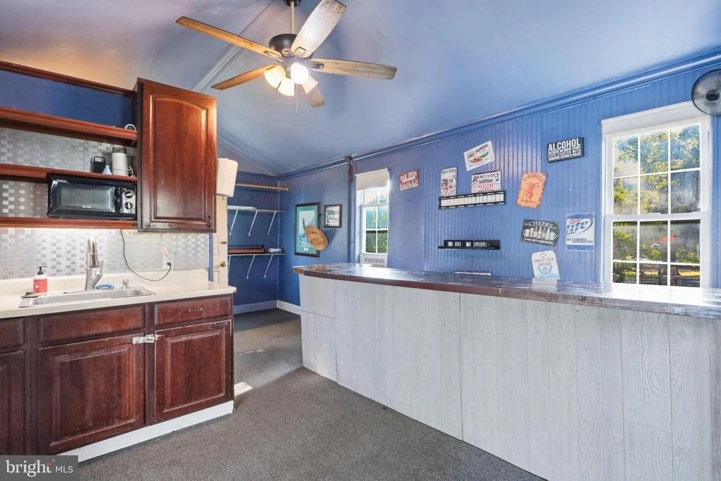 Photo of 5921 QUINN ROAD