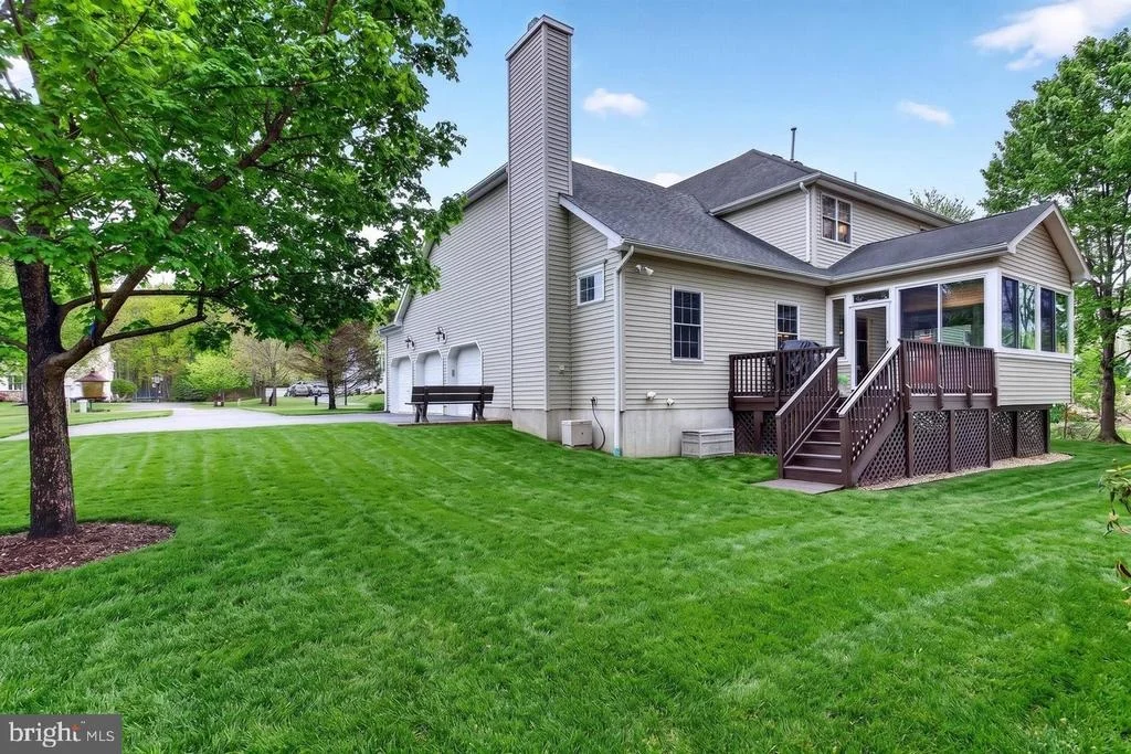 Photo of 77 HEMLOCK DRIVE