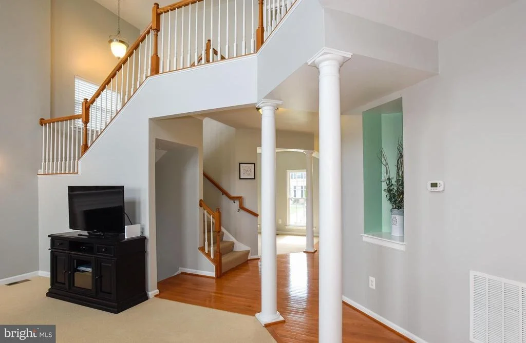 Photo of 9106 SEWARD STREET