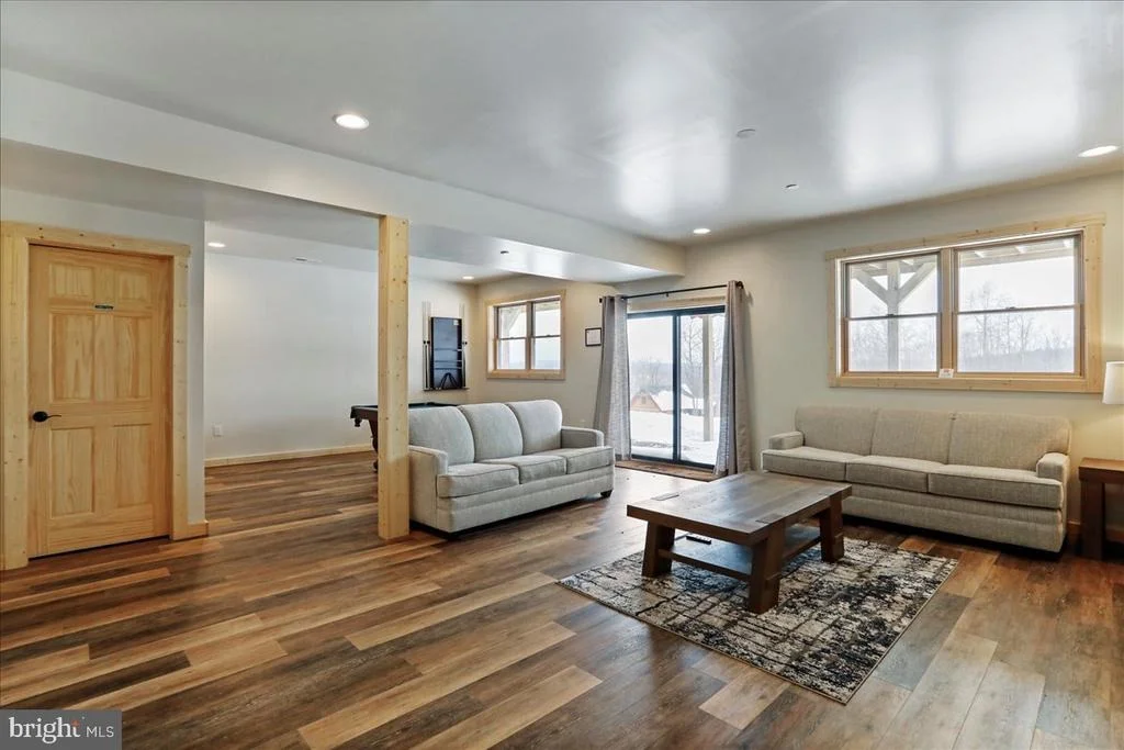 Photo of 957 N CAMP ROAD