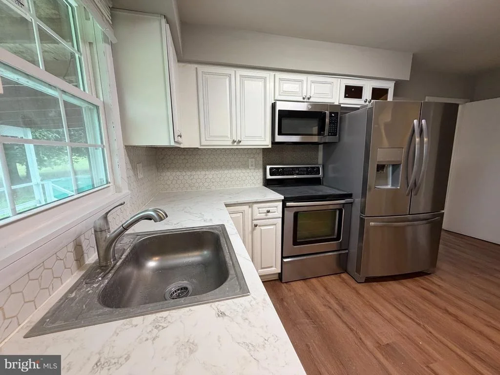Photo of 3 SPRINGVIEW BOULEVARD