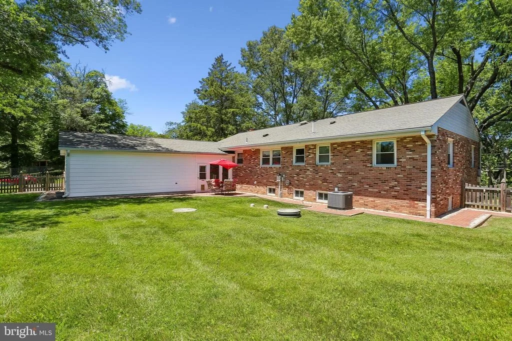 Photo of 9304 GUE ROAD