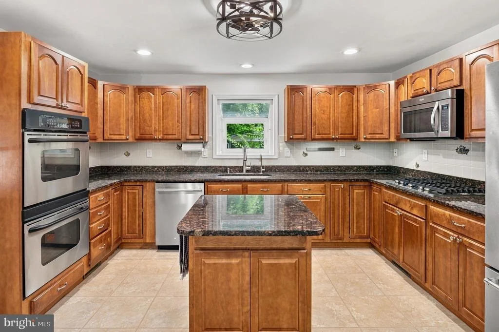 Photo of 1007 HARBOR DRIVE