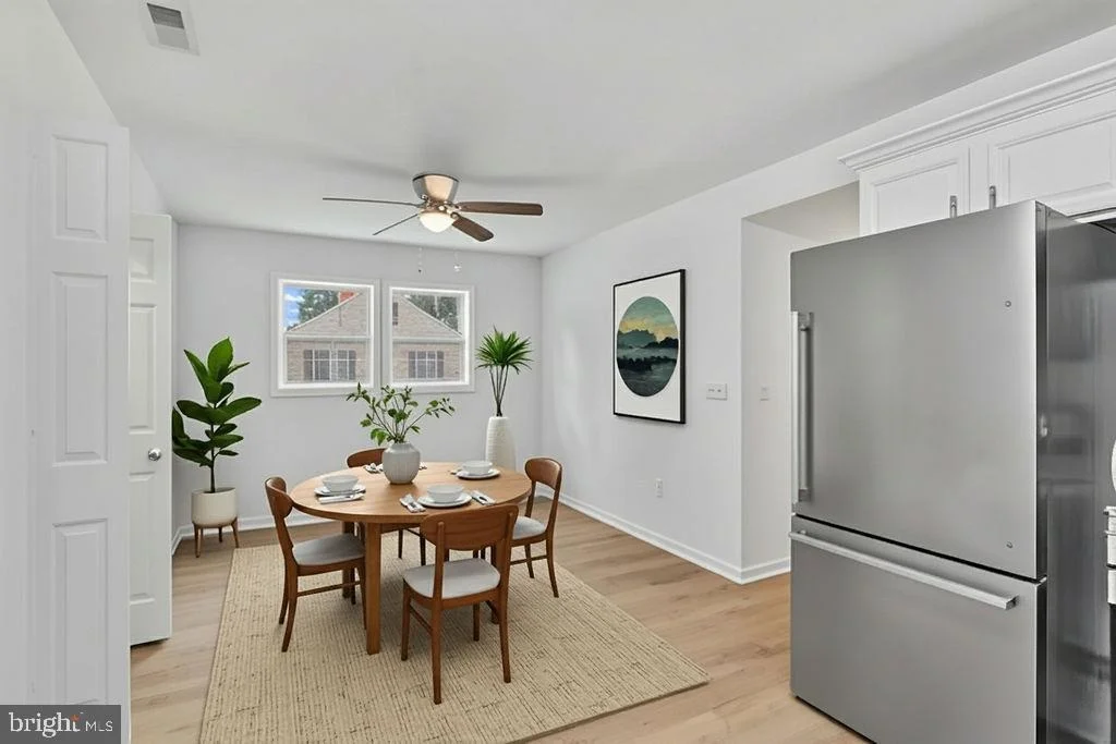 Photo of 905 HANOVER STREET