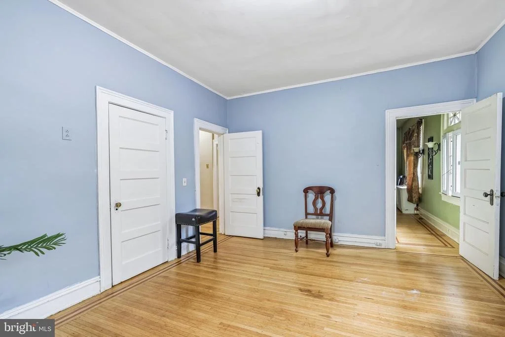 Photo of 2616 TALBOT ROAD