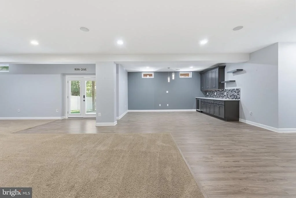 Photo of 2148 CHESTNUT LANE