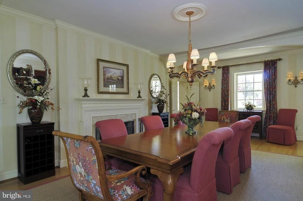 Photo of 330 SPRINGBROOK DRIVE