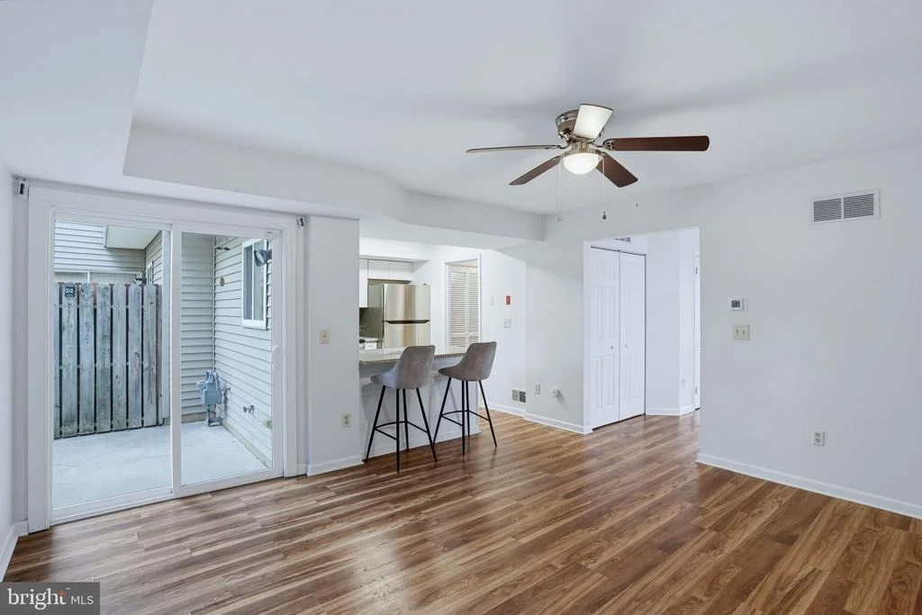 Photo of 19 HEATHERFIELD WAY