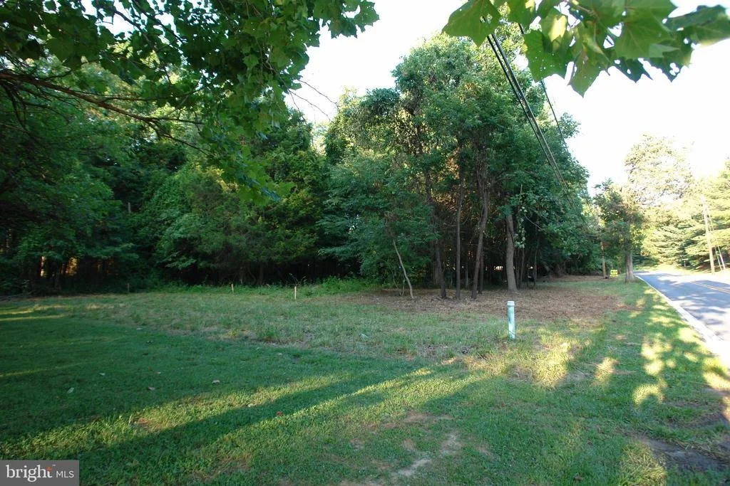 Photo of 8365 WARFIELD ROAD