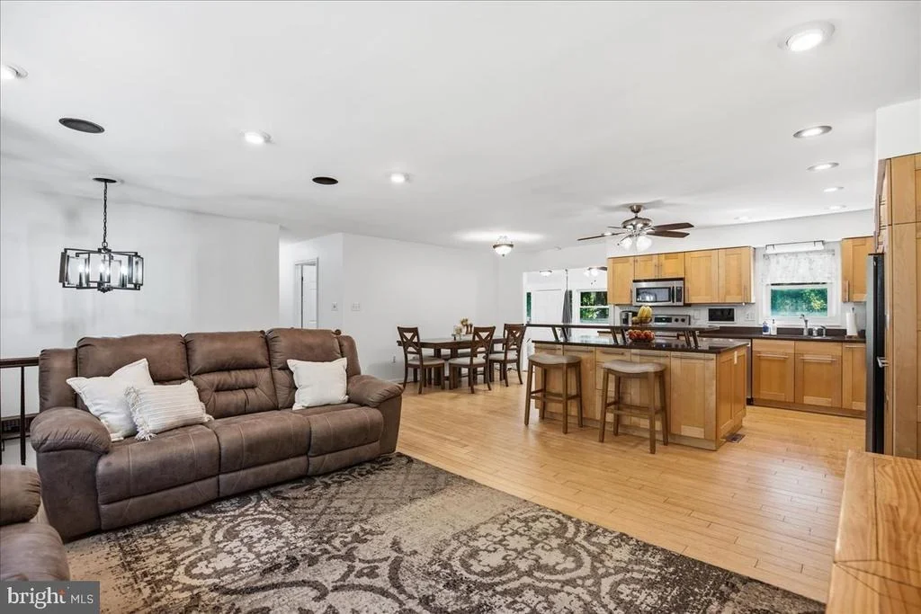 Photo of 1610 AVERY ROAD