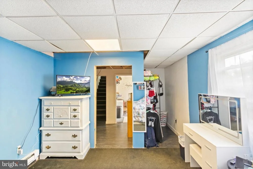 Photo of 3000 BREEZEWOOD LANE