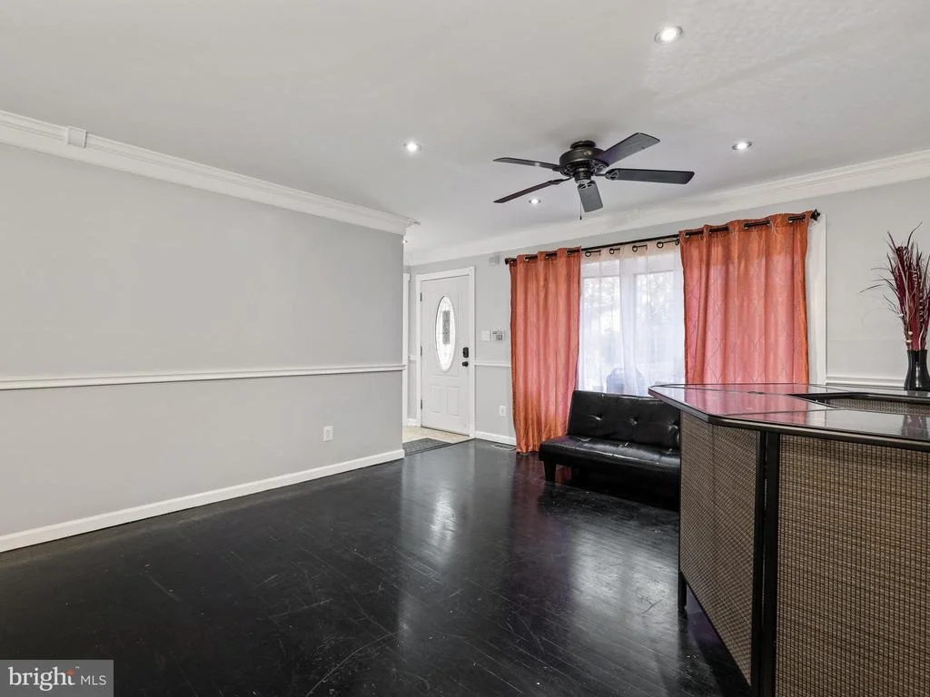 Photo of 8518 BRIARCROFT LANE