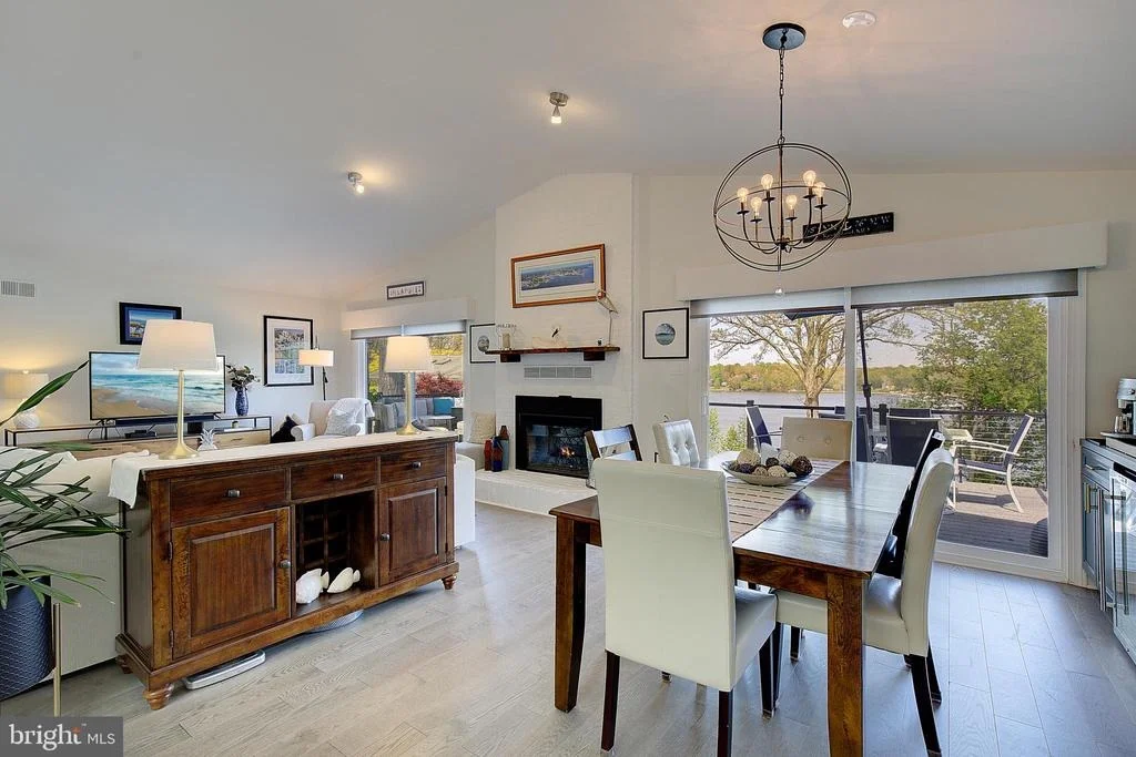 Photo of 1164 OAK VIEW DRIVE