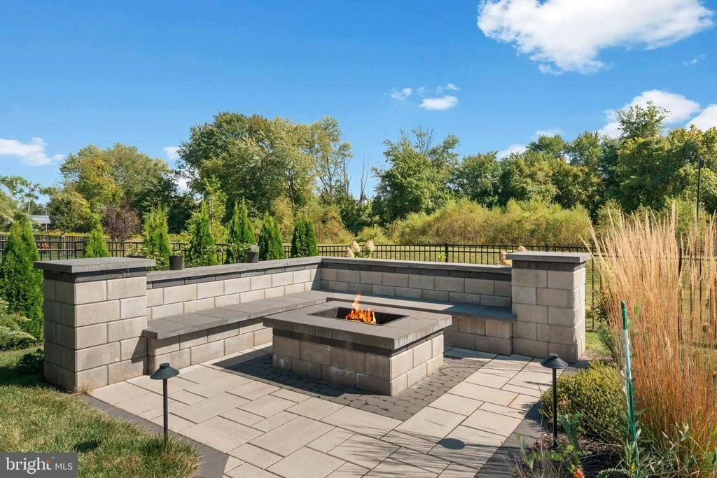Photo of 1192 HARPER DRIVE