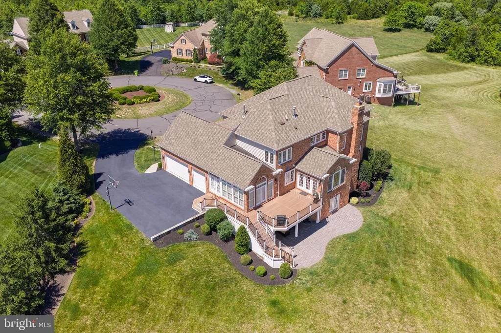 Photo of 20882 MCINTOSH PLACE