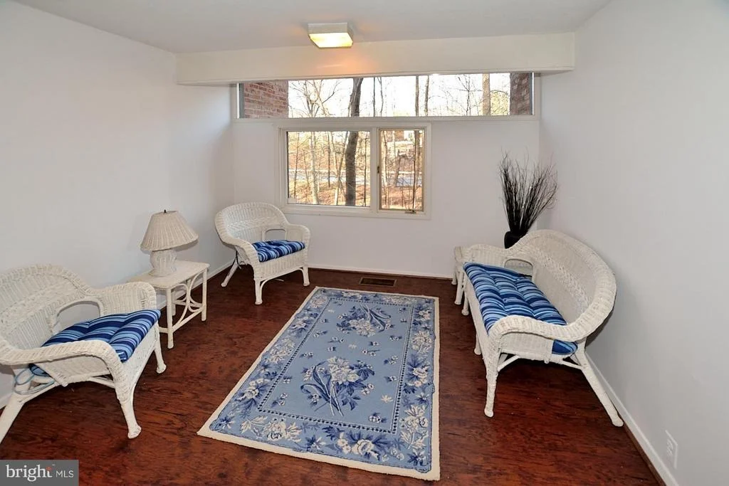 Photo of 4 BUTTONWOOD LANE