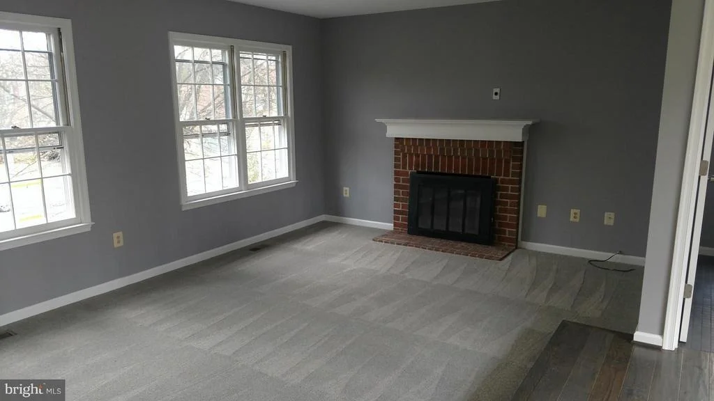 Photo of 1608 HUTCHINSON LANE