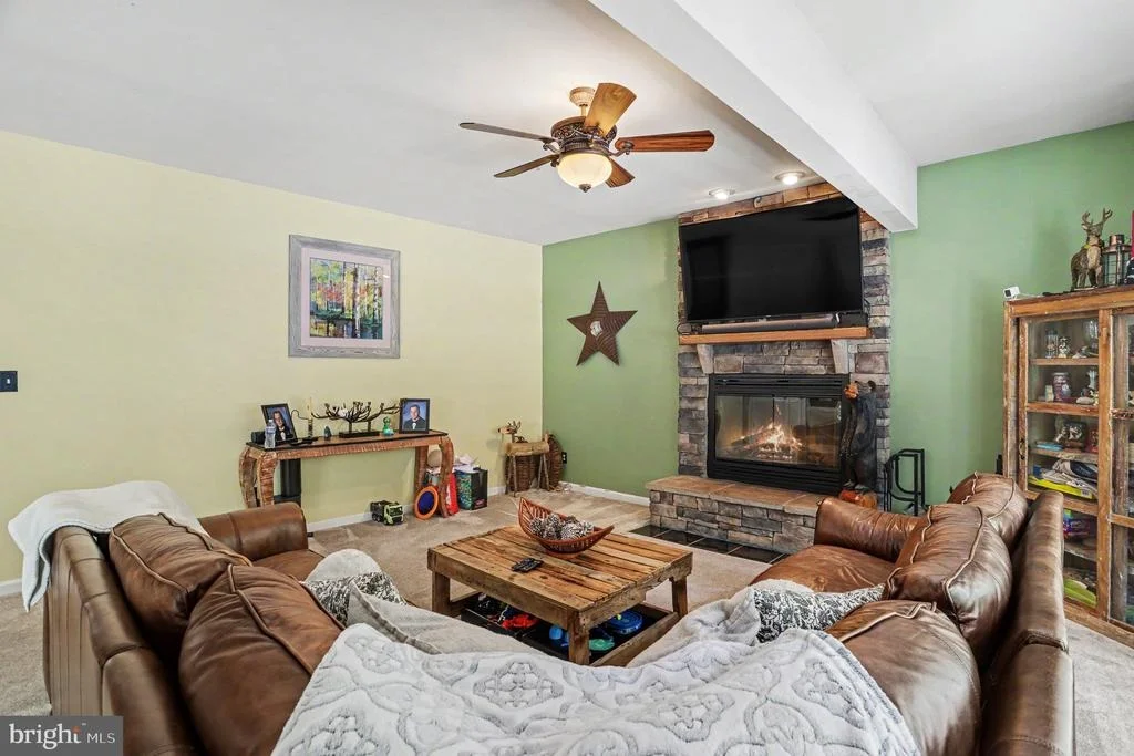 Photo of 4761 CAREA ROAD