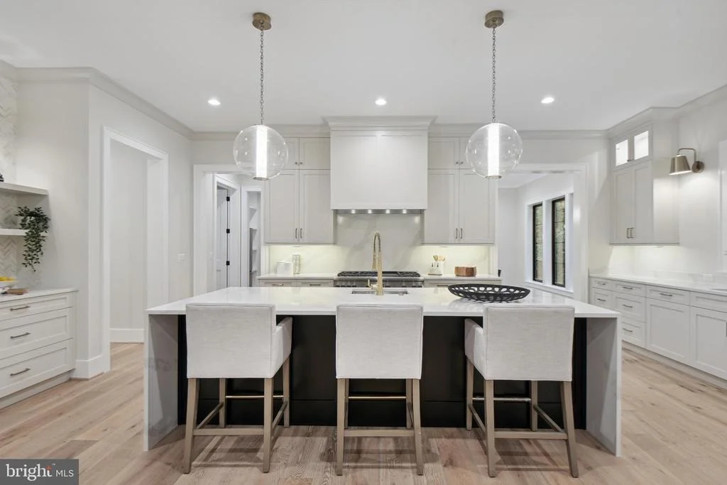 Photo of 6523 OLD CHESTERBROOK ROAD