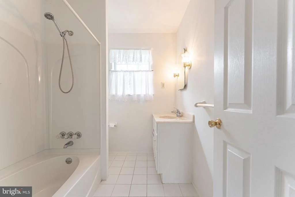 Photo of 1239 UPTON CIRCLE