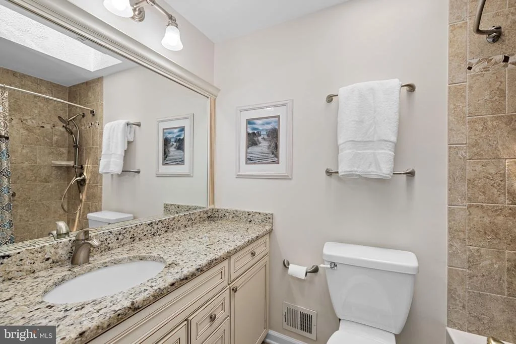 Photo of 9304 MAINSAIL DRIVE