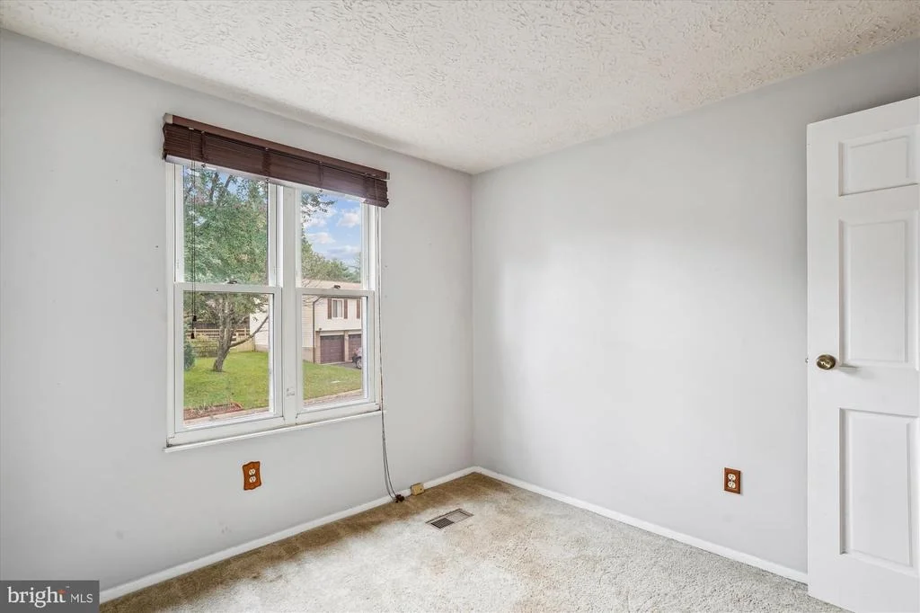 Photo of 19013 PERRONE DRIVE