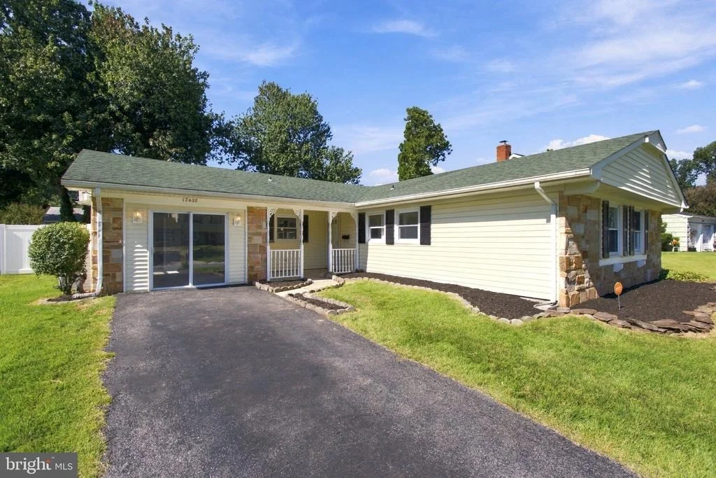 Photo of 12432 MELLING LANE
