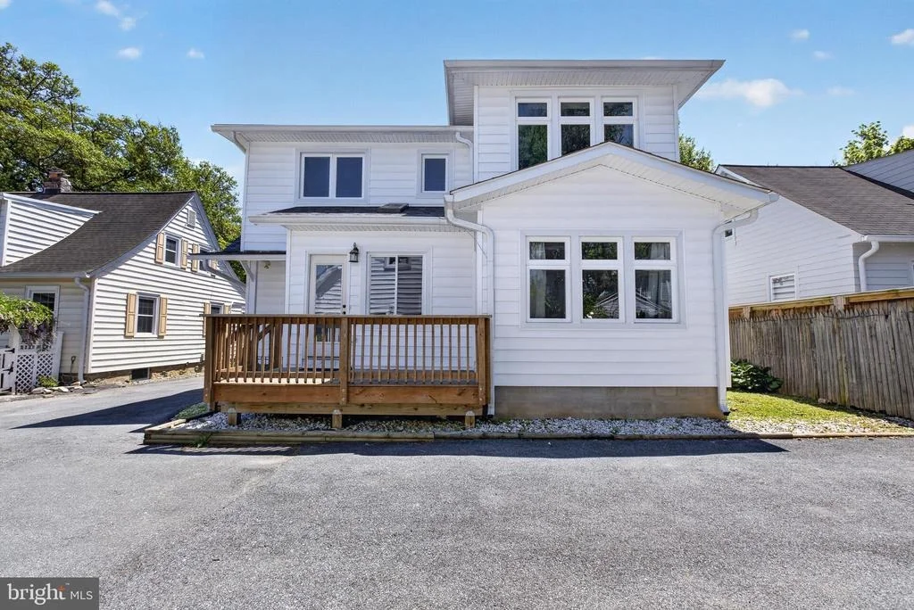 Photo of 4415 BRADLEY LANE