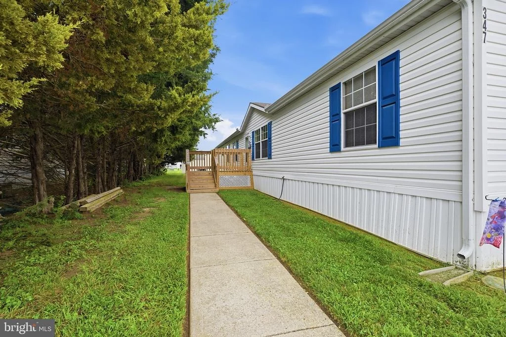 Photo of Unit 120 at 347 FOX POINTE DRIVE