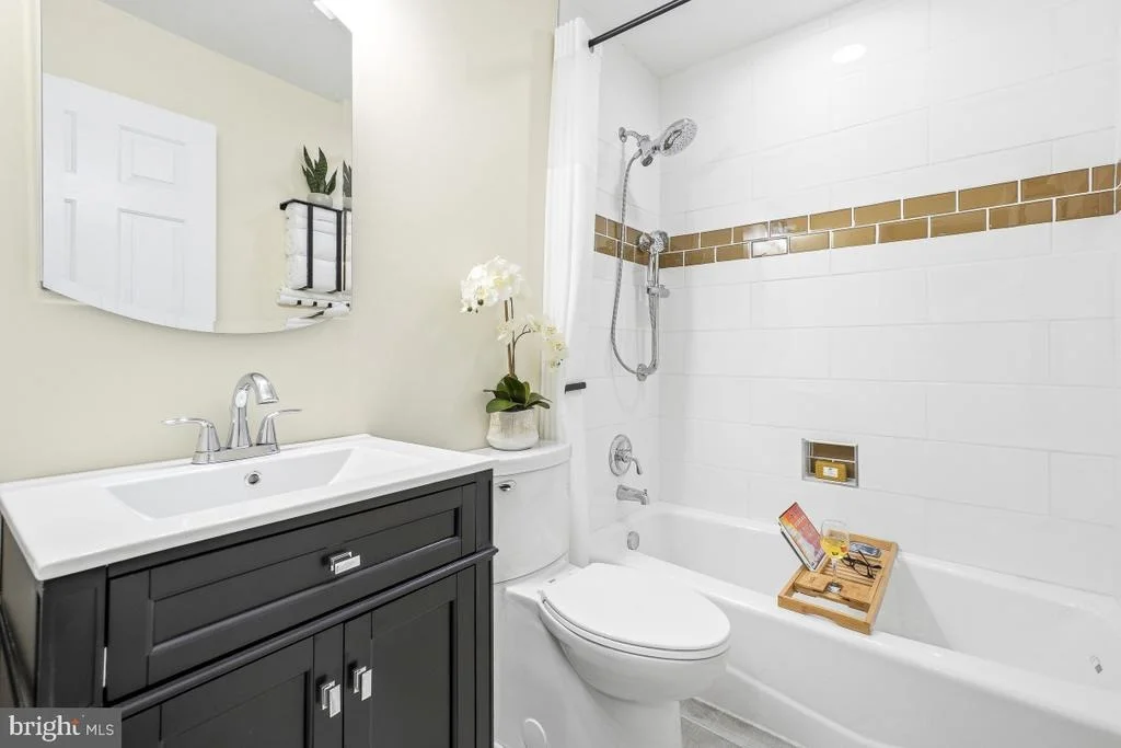 Photo of 143 RITCHIE AVENUE