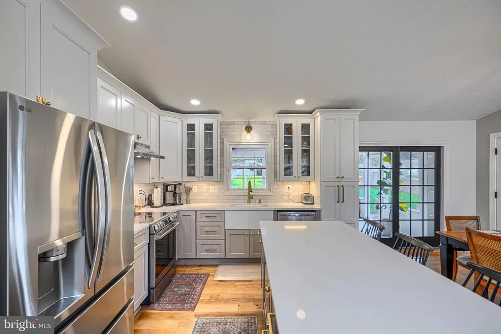 Photo of 1004 PEPPARD DRIVE