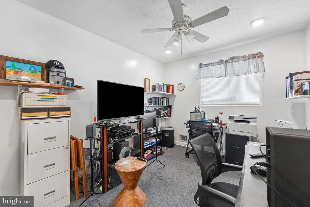 Photo of 5608 HUNTSMOOR ROAD