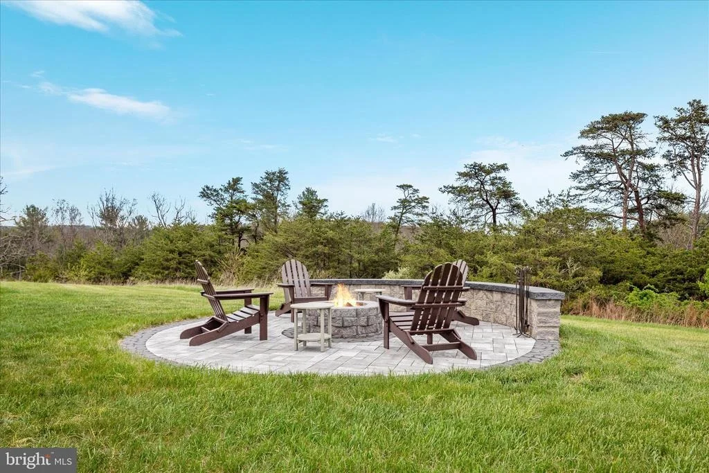 Photo of 230 CONIFER LANE