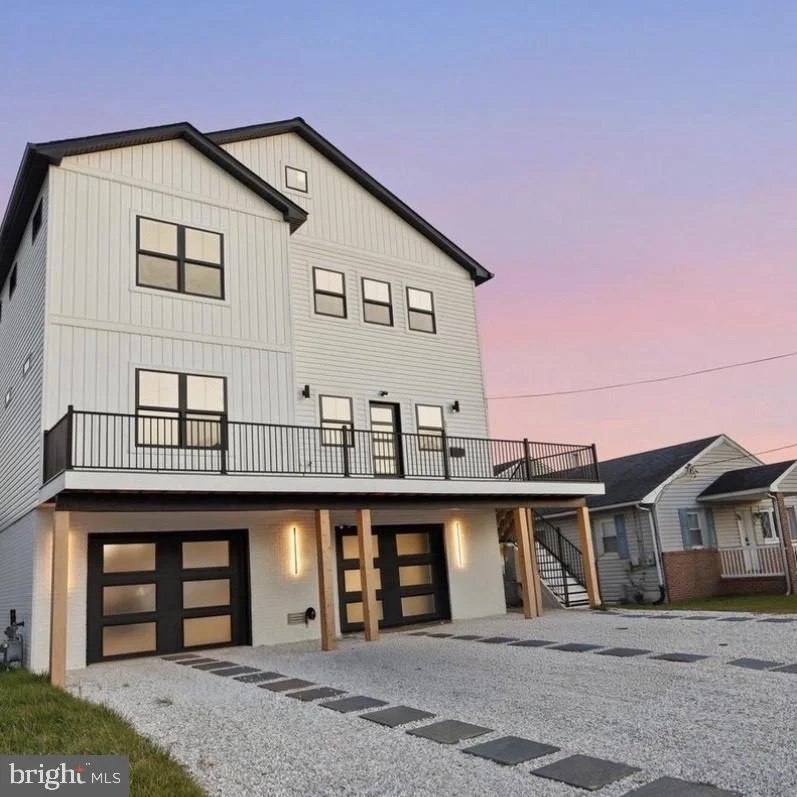 Photo of 6931 RIVER DRIVE ROAD