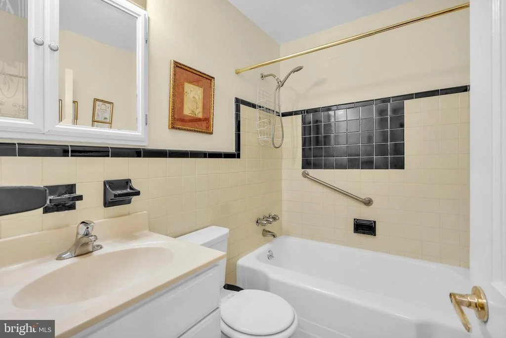 Photo of 19 PAUL ROAD