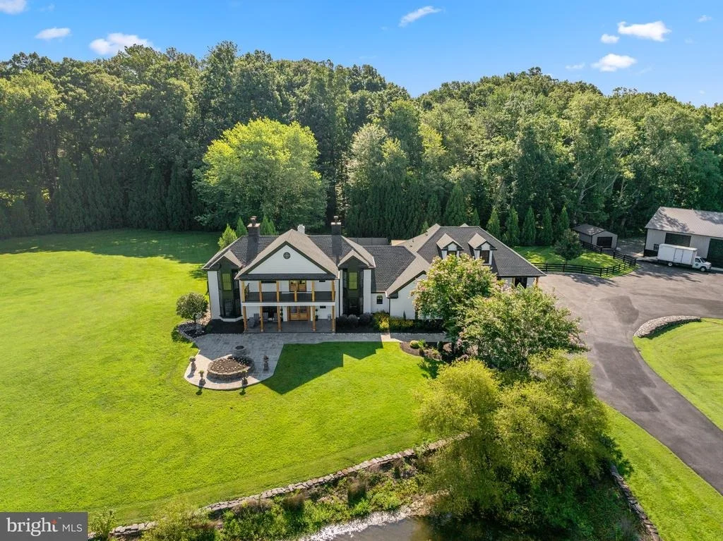 Photo of 19427 ROLLING HILLS DRIVE
