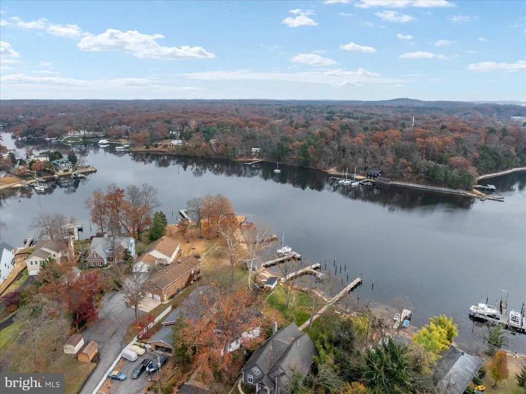Photo of 394 NORTH DRIVE