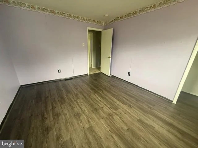 Photo of 7879 CHALICE ROAD