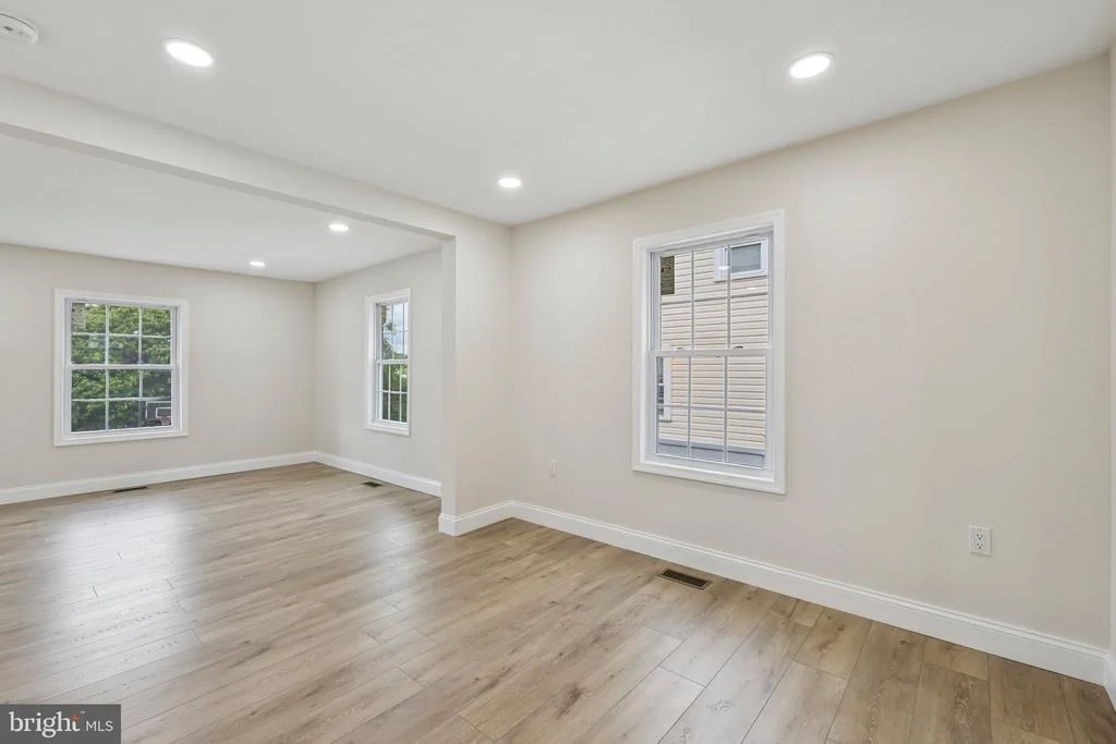 Photo of 3215 ROSALIE ROAD